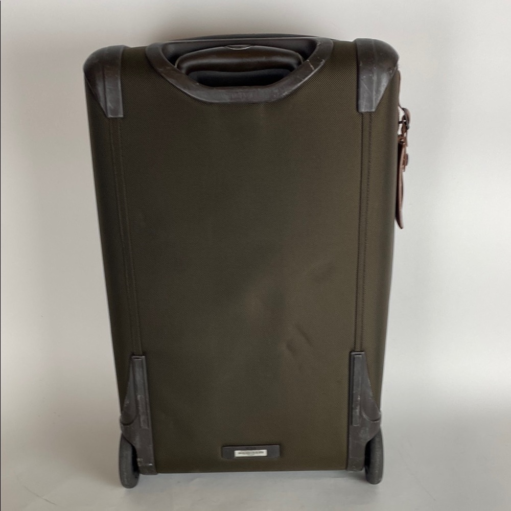 TUMI Alpha 2 Carry - On Expandable Suitcase 21” 2-Wheel Brown 22020ES2. - Picture 8 of 16
